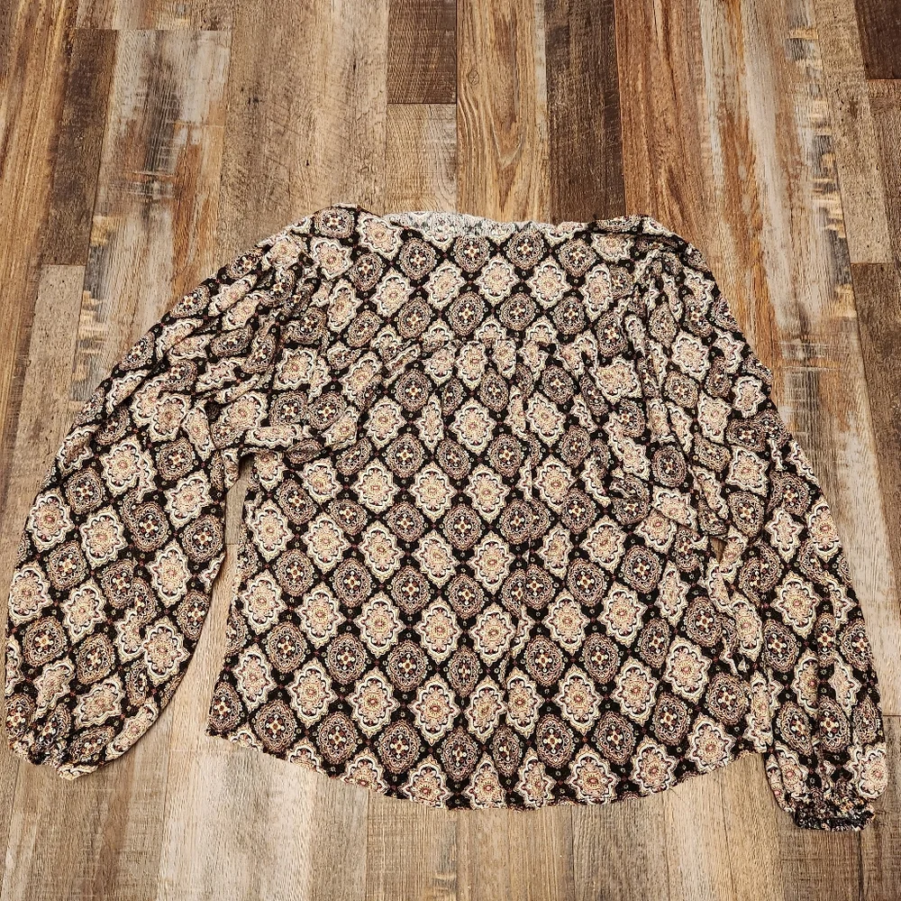 Gimmicks Top